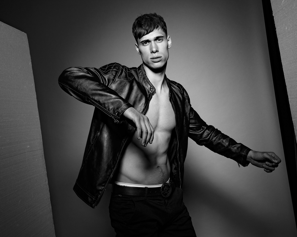 studio beauty fashion portrait